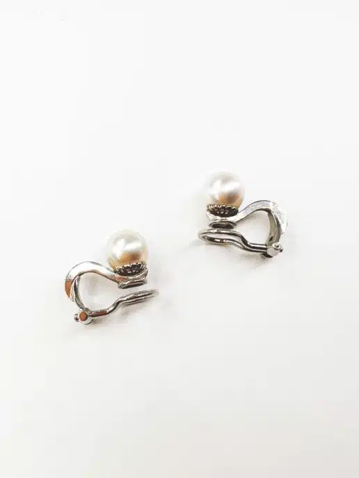 B159V69 Boucles d'oreilles clip or gris et perles