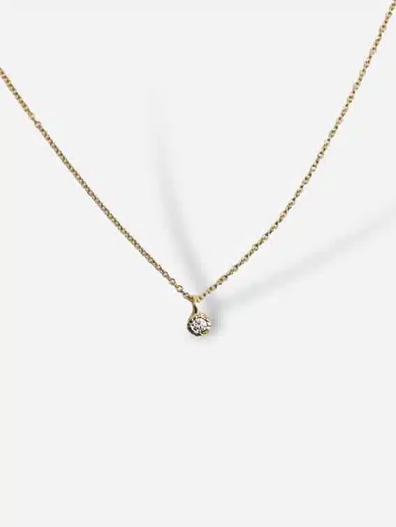 B457V48 Collier YASUKO AZUMA or jaune mini pendentif diamant